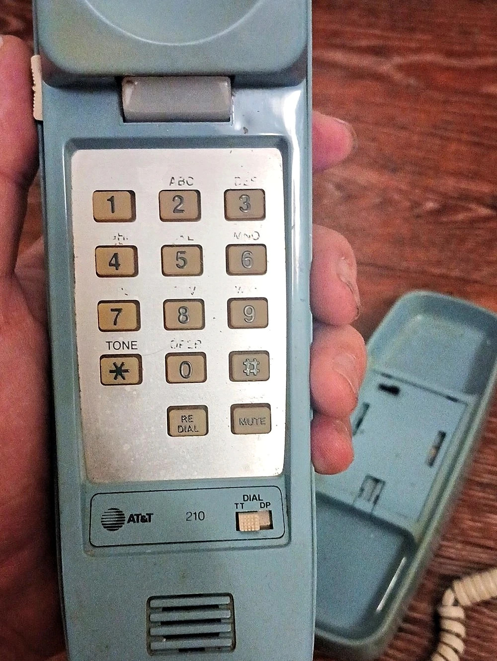 AT&T Trimline Corded Telephobe Phone